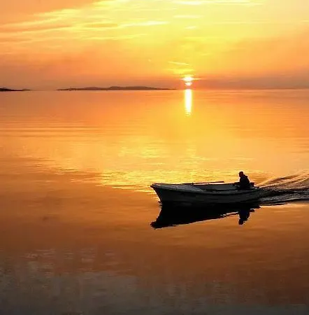 Smaragd On The ポヴリャナ