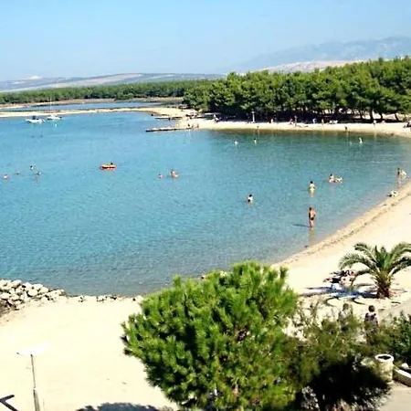 Smaragd On The 波弗加纳