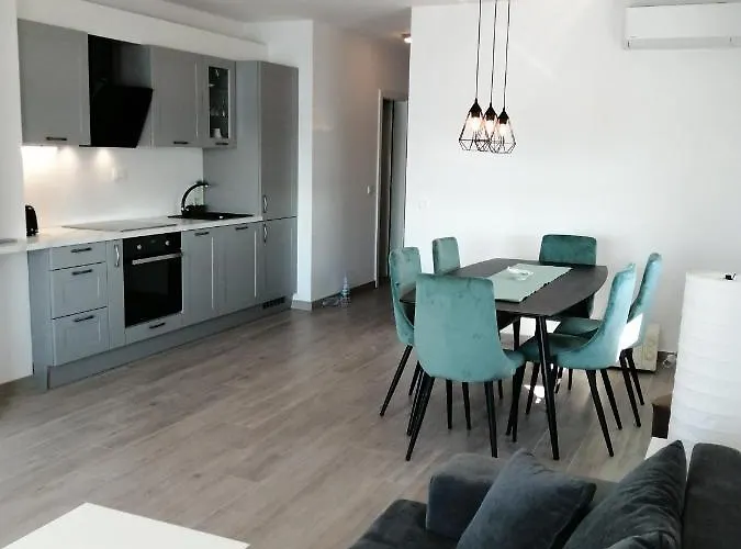 Smaragd On The Повляна