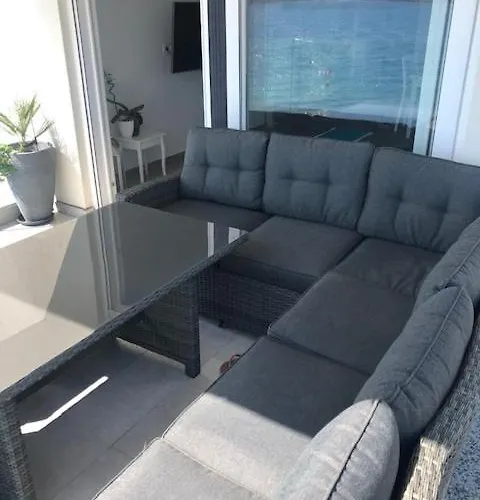 Smaragd On The Appartement Povljana