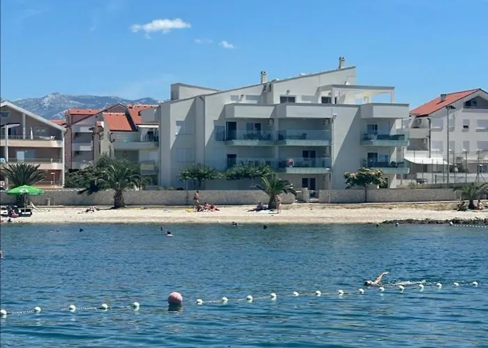 Appartement Smaragd On The Povljana