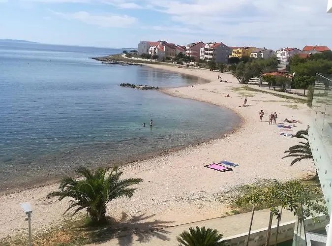 아파트 Smaragd On The 포블랴나