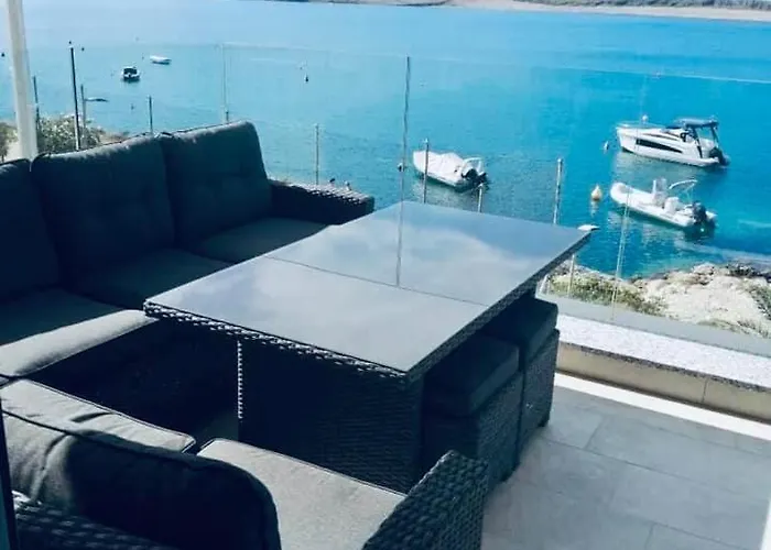 Smaragd On The Appartement Povljana